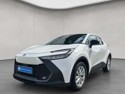 Schneeweiß Gebraucht 2024 Toyota C-HR Business Edition SUV | 27.990 € (Fairer Preis)