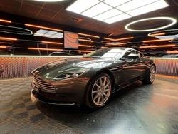 Grau Gebraucht 2017 Aston Martin DB11 | 129.890 € (Teuer)