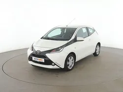 Weiß Gebraucht 2017 Toyota Aygo X-play Kleinwagen | 8.090 € (Etwas zu teuer)