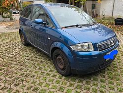 Blau Gebraucht 2002 Audi A2 Kleinwagen | 1.980 € (Etwas zu teuer)