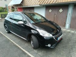 Schwarz Gebraucht 2014 Peugeot 208 GTi Kleinwagen | 6.999 € (Guter Preis)