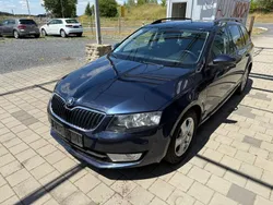 Blau Gebraucht 2014 Skoda Octavia Ambition Kombi | 5.990 € (Guter Preis)