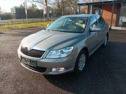 Beige Gebraucht 2012 Skoda Octavia Elegance Limousine | 8.999 € (Fairer Preis)