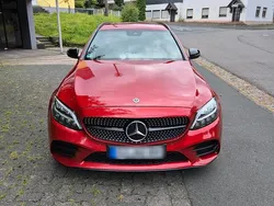 Rot Gebraucht 2019 Mercedes C220 AMG line Kombi | 25.900 € (Fairer Preis)