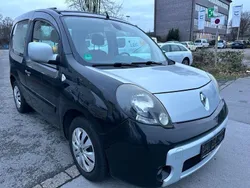 Schwarz Gebraucht 2009 Renault Kangoo Van / Kleinbus | 5.490 € (Guter Preis)