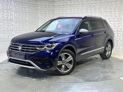 Blau Gebraucht 2024 VW Tiguan Allspace Elegance SUV | 39.990 € (Superpreis)