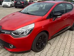 Rot Gebraucht 2013 Renault Clio IV Luxe Limousine | 5.990 € (Guter Preis)