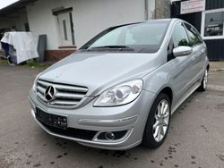 Silber Gebraucht 2008 Mercedes B200 Van / Kleinbus | 2.350 € (Superpreis)