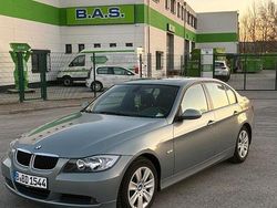Silber Gebraucht 2007 BMW 318 Limousine | 3.199 € (Fairer Preis)
