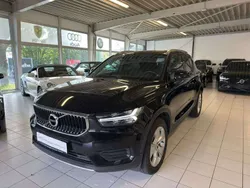 Black solid "stone" / solid Gebraucht 2020 Volvo XC40 SUV | 22.900 € (Etwas zu teuer)