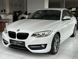 Weiß Gebraucht 2016 BMW 218 Sport Line Coupé | 16.990 € (Fairer Preis)