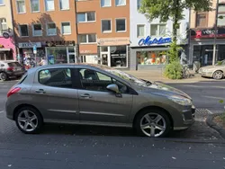 Braun Gebraucht 2010 Peugeot 308 Platinum Kombi | 7.950 €