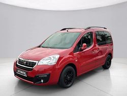 Rot Gebraucht 2017 Peugeot Partner Active Van | 18.390 € (Teuer)