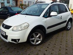 Weiß Gebraucht 2008 Suzuki SX4 Comfort Limousine | 3.800 € (Teuer)