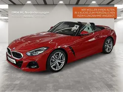Rot Gebraucht 2024 BMW Z4 Shadowline Cabrio | 43.990 € (Fairer Preis)