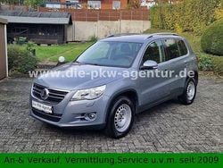 Grau Gebraucht 2010 VW Tiguan Team SUV | 7.990 € (Guter Preis)