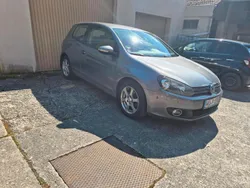 Grau Gebraucht 2009 VW Golf VI Kleinwagen | 6.000 € (Fairer Preis)