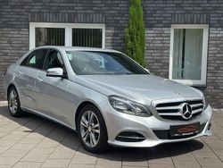 Silber Gebraucht 2013 Mercedes E200 Avantgarde Limousine | 17.499 € (Etwas zu teuer)