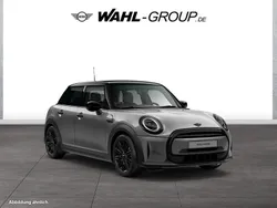 Grau Gebraucht 2022 Mini Cooper Classic Kleinwagen | 23.890 € (Fairer Preis)