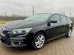 Schwarz Gebraucht 2019 Renault Mégane IV LIMITED Limousine | 9.600 € (Fairer Preis)
