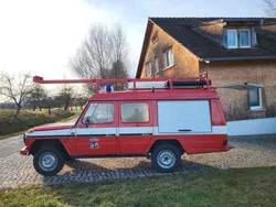 Mercedes G230