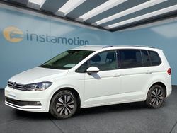 Weiß Gebraucht 2025 VW Touran Van / Kleinbus | 35.949 € (Etwas zu teuer)