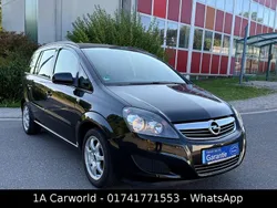 Schwarz Gebraucht 2013 Opel Zafira Family Van / Kleinbus | 5.950 € (Fairer Preis)