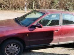 Rot Gebraucht 1997 Audi A4 Limousine | 900 € (Guter Preis)