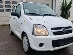Weiß Gebraucht 2006 Opel Agila Edition Limousine | 490 € (Superpreis)