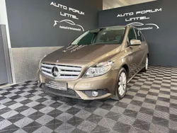 Monolithgrau met Gebraucht 2014 Mercedes B180 Van / Kleinbus | 14.499 € (Fairer Preis)
