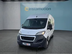 Weiß Gebraucht 2023 Peugeot Boxer Van | 32.799 €