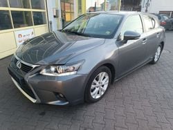 Grau Gebraucht 2016 Lexus CT200h Limousine | 13.850 € (Fairer Preis)