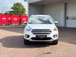 Silber Gebraucht 2019 Ford Kuga Titanium SUV | 17.990 € (Guter Preis)