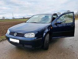 Blau Gebraucht 1998 VW Golf Limousine | 2.300 € (Fairer Preis)