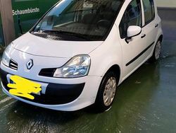 Weiß Gebraucht 2009 Renault Modus Van / Kleinbus | 3.000 €