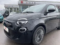 Schwarz Gebraucht 2022 Fiat 500e | 17.900 € (Fairer Preis)