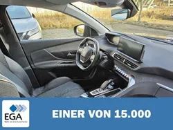Blau metallic Gebraucht 2022 Peugeot 3008 Allure | 22.990 € (Superpreis)
