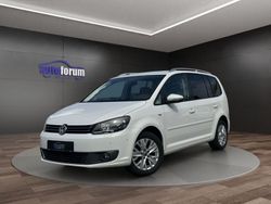 Weiß Gebraucht 2013 VW Touran Life Van / Kleinbus | 11.990 € (Fairer Preis)