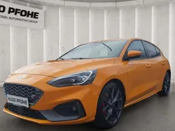 Orange Gebraucht 2020 Ford Focus ST Limousine | 22.290 € (Guter Preis)