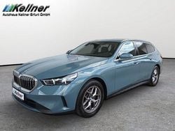 Grün Gebraucht 2024 BMW 520 Sport Line Limousine | 50.980 € (Superpreis)