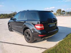 Schwarz Gebraucht 2011 Mercedes ML350 SUV | 9.890 € (Teuer)