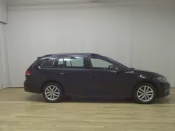 Schwarz Gebraucht 2020 VW Golf VII Comfortline Kombi | 11.980 € (Guter Preis)