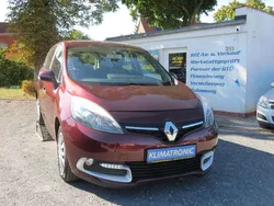 Rot Gebraucht 2014 Renault Scénic III Initiale Paris Van / Kleinbus | 7.440 € (Fairer Preis)
