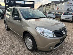Basaltgrau Gebraucht 2009 Dacia Sandero Basis Kleinwagen | 3.450 € (Etwas zu teuer)