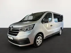 Highlandgrau Gebraucht 2023 Renault Trafic Life Van | 38.480 € (Fairer Preis)
