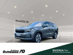 Graphitegraumetallic Gebraucht 2024 Skoda Kodiaq Selection SUV | 46.980 € (Fairer Preis)