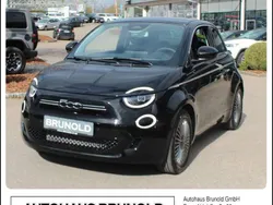 Mineral grau Gebraucht 2023 Fiat 500e Style Kleinwagen | 29.900 €