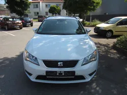 Weiß Gebraucht 2014 Seat Leon ST Style Kombi | 5.490 € (Guter Preis)