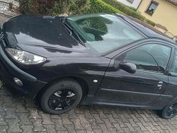 Schwarz Gebraucht 2002 Peugeot 206 Kleinwagen | 350 € (Superpreis)