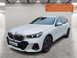 Weiß Gebraucht 2024 BMW 520 Comfort Edition Kombi | 52.490 € (Superpreis)
